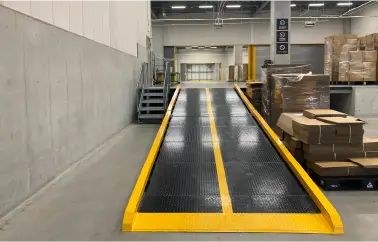 南船橋トラックバース・車路